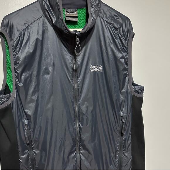 Jack Wolfskin | Men’s Lightweight Gray Vest | Size XL - Picture 4 of 11